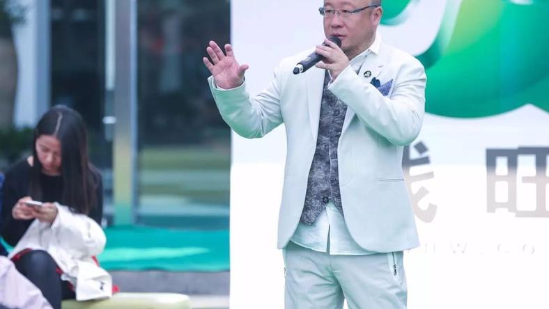 钱宝网500亿诈骗犯的另一面,“米卢好友”张小雷